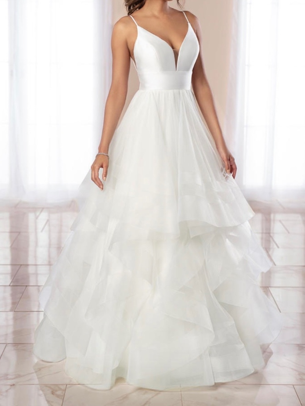 Never worn Stella York wedding gown